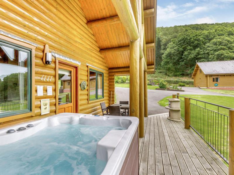 Hot tub with stunning backdrop