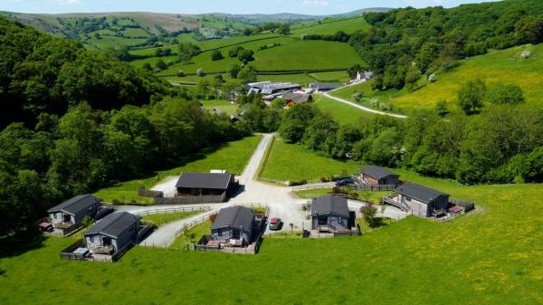 Easy access and parking